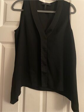 BCBGMaxAzria Black Sleeveless V-Neck Asymmetric Camisole